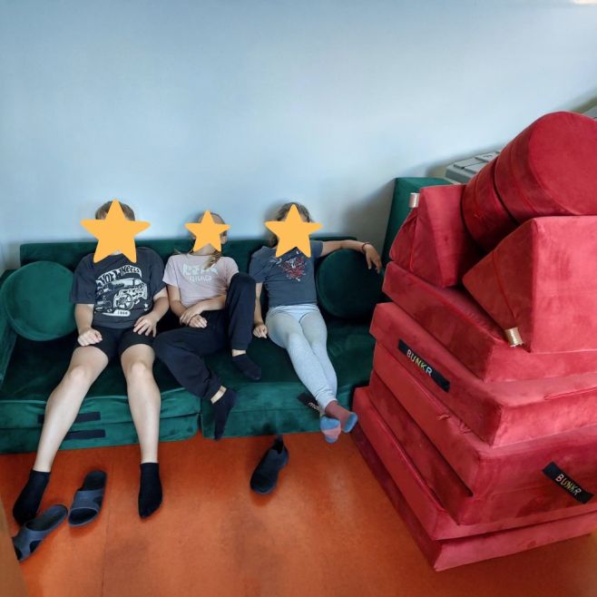 Je krásné vidět, že naše modulární pohovky dokáží přinášet radost v prostředí, kde děti tráví tolik času🫶🏼 Velmi nás těší,...